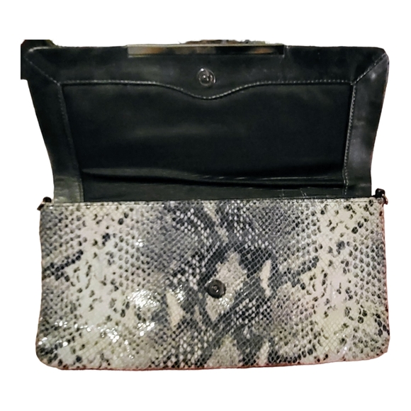 BCBGMaxAzria Two Clutch Bundle - Picture 7 of 9